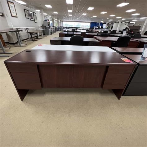 72 Hon Mahogany Storage Cabinet Credenza Office Furniture Liquidations