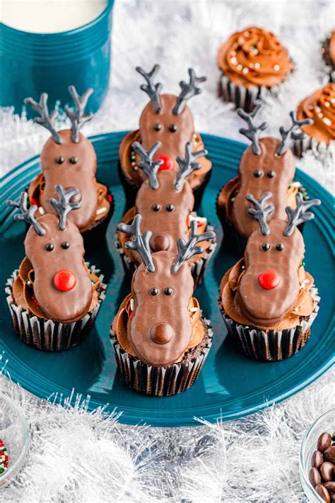 Best Chocolate Reindeer Cupcakes An Alli Event