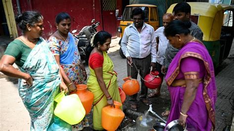 Karnataka Bans Drinking Water For Non Essential Use Imposes ₹5000