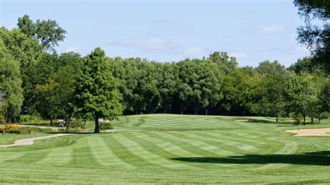 Sugar Creek Golf Course - Executive Golf in Villa Park