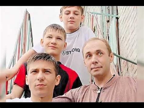 Сергей Кузнецов, группа СТЕКЛОВАТА Беспризорная страна - YouTube
