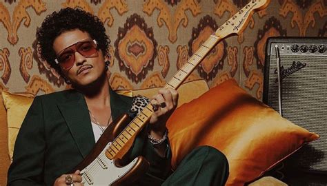 Bruno Mars enfrenta deuda millonaria por adicción al juego