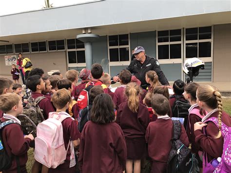 Bundamba State School Are Walking To School Safely Ipswich