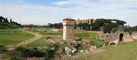 Rome’s Seat of Passion: The Archaeology and History of the Circus Maximus