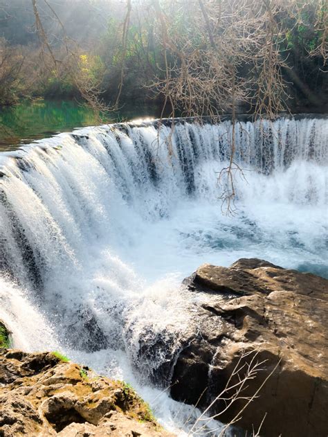 Visiter La Cascade De La Vis Vagamonde