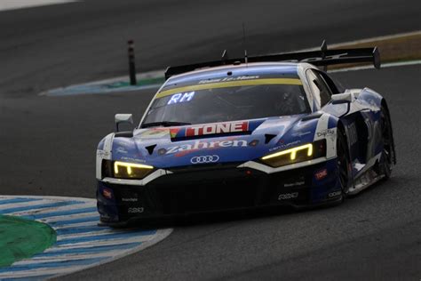 GT300クラス決勝3位はDOBOT Audi R8 LMS片山義章ロベルトメルヒムンタン 2023年AUTOBACS