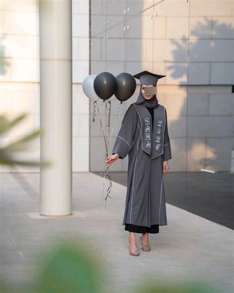 مصممة عبايات تخرج2024 🎓 تفصيل حسب الطلب خصم للمجموعات المملكه العربيه