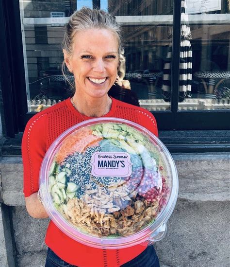 Feature Mandy Wolfe Founder Or Mandy S Salads Business Casual