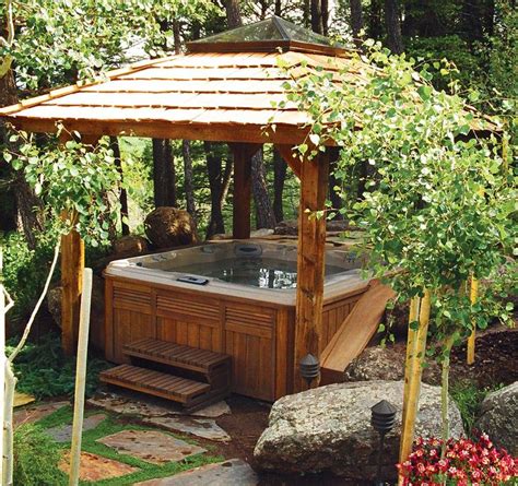 Abri Et Spa Shelter And Hot Tub Spa Jacuzzi Jardin Abri Jacuzzi