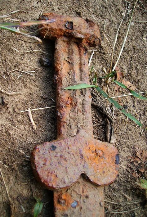 Szkíta régészet: Scythian Akinakes from Vatici (Moldova)