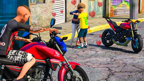 MEU SOBRINHO BEIJOU A MINA NA FAVELA DE MOTO ROUBADA GTA 5 VIDA REAL