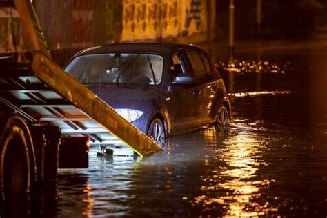 Unwettersch Den Und Feuerwehreins Tze In Nrw Liveblog