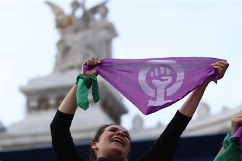 Marcha Por El Día De La Mujer Pacífica Y Con Medidas Sanitarias Pide