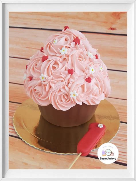 Flowers Big Cupcake Big Cupcake Cake Desserts