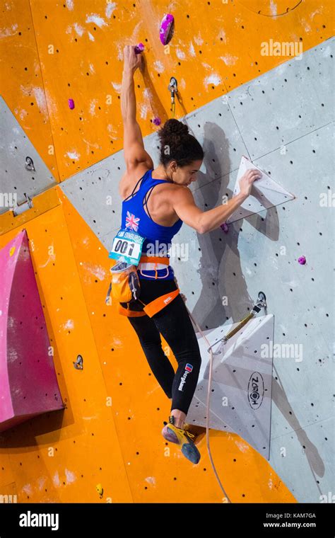 Molly Thompson Smith Of Great Britain Competes In Lead Women Semi