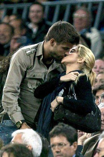 Shakira Love And Kissing Compilation Besos Tiernos