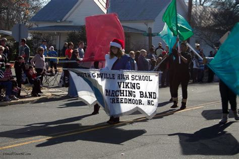 Christmasparade Small Town North Carolina