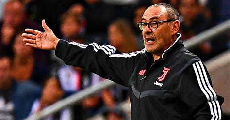 Maurizio Sarri il tecnico della Juventus non sarà in panchina nelle