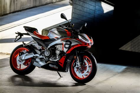 Aprilia Relaxes The RS With The Naked 2021 Tuono 660