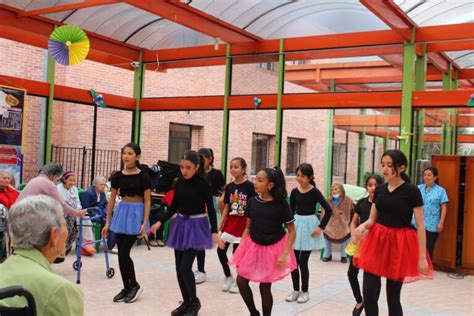 Visita Ancianato Santa Teresa Jornet Colegio De Los Andes