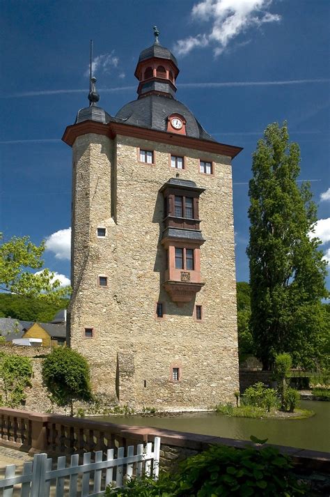 Schloss Vollrads Weingut Bei Oestrich Winkel Am Rhein Bert Flickr