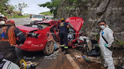 Fatal Accidente En La Carretera Iguala Cuernavaca Deja Dos Muertos Y