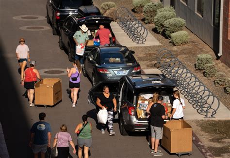 Grand Canyon University students move into dorms for fall 2023 semester