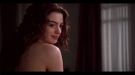 Anne Hathaway Love And Other Drugs Love Scenes