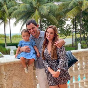 Hot Sexy Bruna Fava Bikini Pics