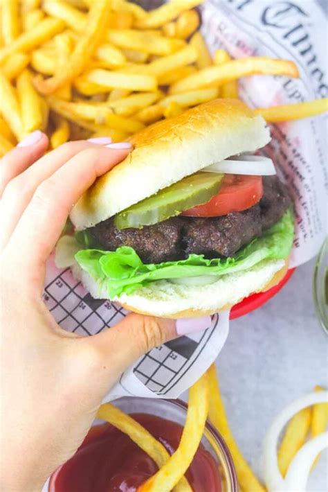 Juicy Air Fryer Burger Patties - Colleen Christensen Nutrition