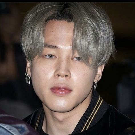 Pin de Alushehehheheh en Певцы | Besos de parejas, Consejos para ...