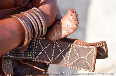 Reportage Photos Les Himbas De Namibie Par Marion Staderoli