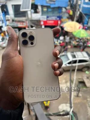 Apple IPhone 13 Pro Max 128 GB Silver In Ikeja Mobile Phones