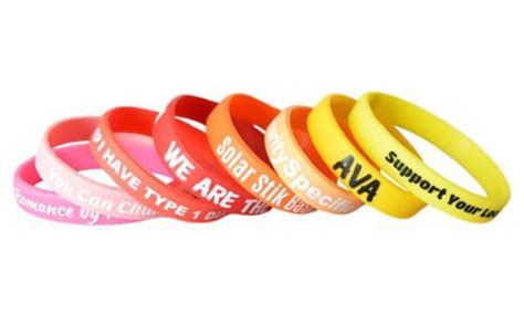 What S The Difference Rubber Vs Silicone Wristbands Reminderband