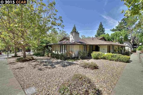 258 Camelback Rd Pleasant Hill Ca 94523 Mls 40706515 Redfin