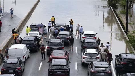 Lluvias Torrenciales Provocan Severas Inundaciones Y Caos En Toronto