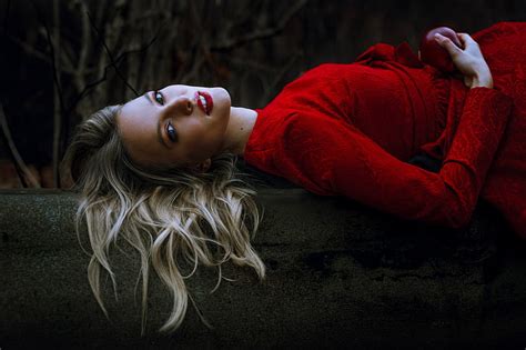 1280x720px Free Download Hd Wallpaper Women Blonde Lying On Back