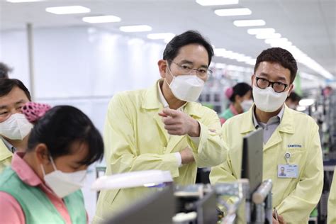 이재용 회장 베트남 삼성randd센터 글로벌 전략 거점으로 키운다생산공장 점검하고 임직원 격려 소비자가 만드는 신문