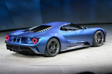 Ford Unveils Hp Twin Turbo Ecoboost V Gt Supercar At Detroit Auto