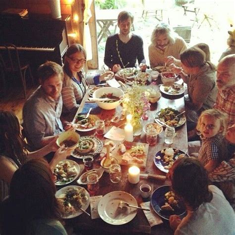 family dinner. | Buena vida, Anuncios creativos, Midnight memories