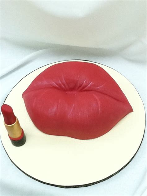 Bakery In Brooklyn Custom Lips Cake W Lipstick Cakecentral