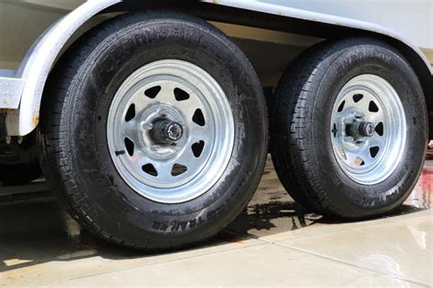 We Test Hankook Vantra Trailer Tires | Boating Mag