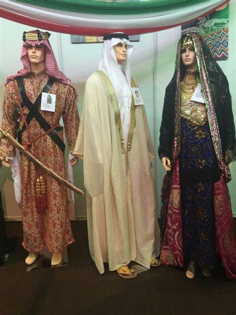 Traditional Saudi Arabian Dresses For Men And Women Arabic Clothing