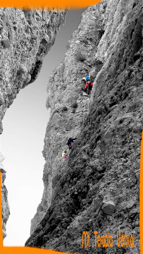 Mi Terapia Vertical Escalada En Riglos Aguja Roja