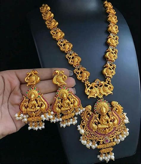 Pin By Srivalli On Temple Jewellery Temple Jewellery Beautiful