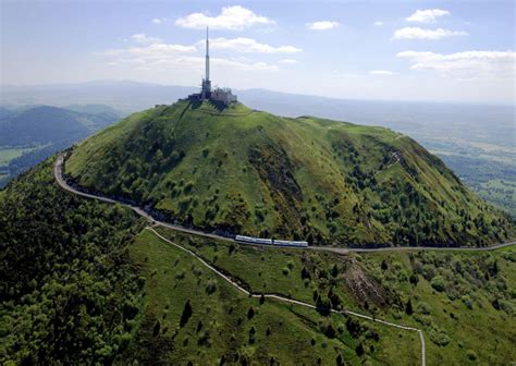 Le puy de Dôme Auvergne Destination