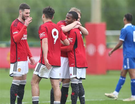 U Manchester United Clinches Victory Over Everton With Stellar