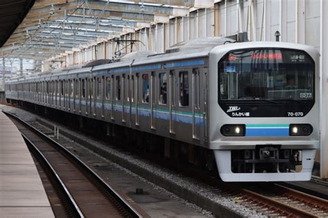 東京臨海高速鉄道70 000形電車 70 070 戸田公園駅 鉄道フォト写真 by BOEING737MAX 8さん レイルラボ