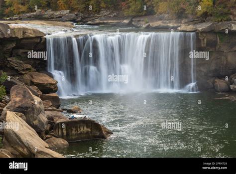 Cumberland Falls State Resort Park in Kentucky Stock Photo - Alamy