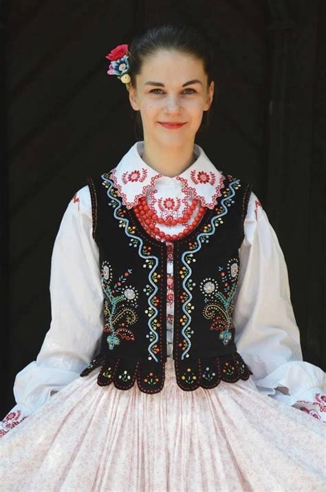 Lachy Sądeckie southern Poland Source Polish Folk Costumes